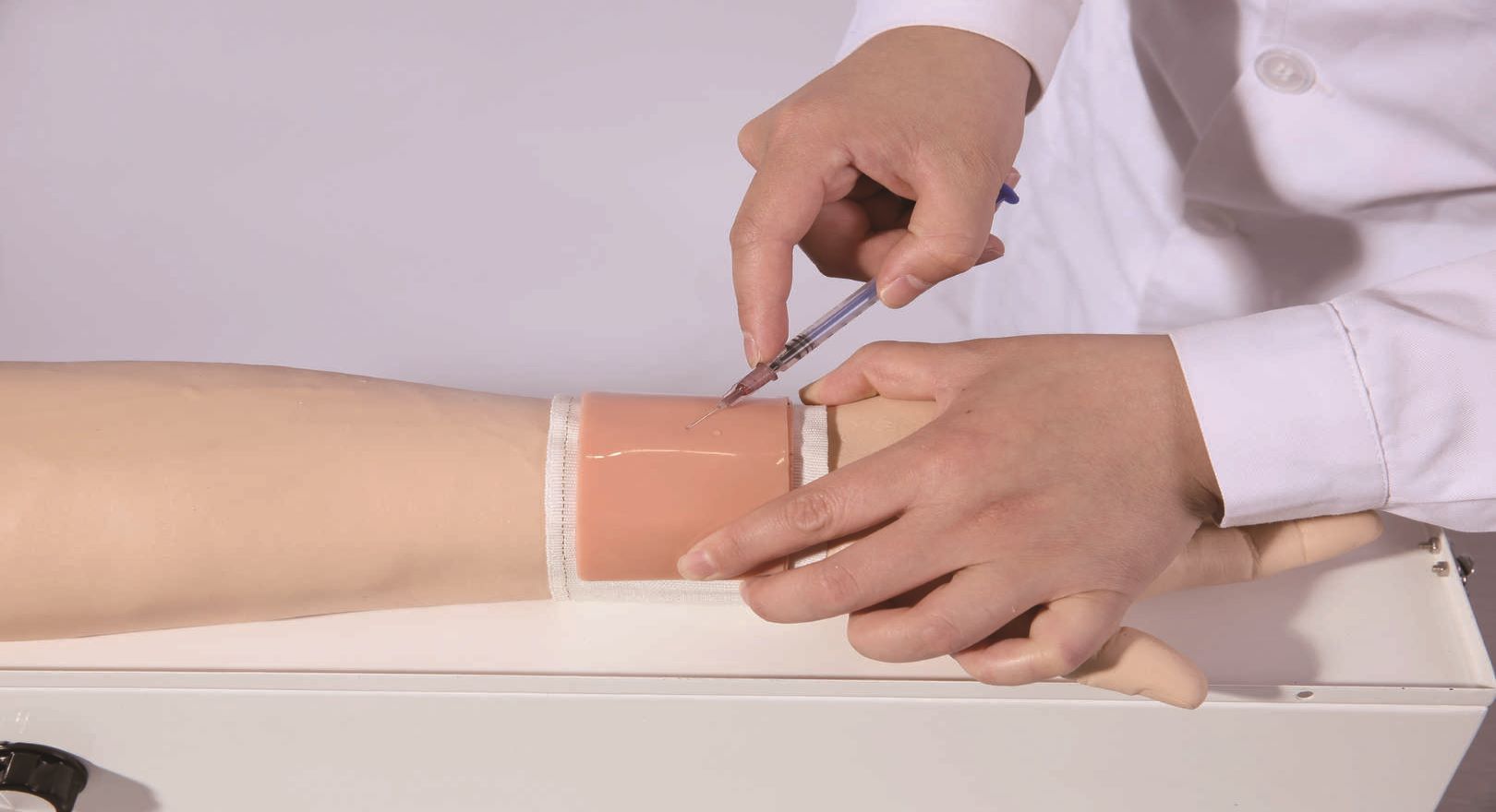Venipuncture Training Arm with Circulation Vein